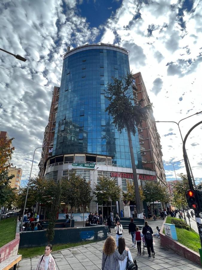 Luxury Center Observatori Apartment Tirana Zewnętrze zdjęcie
