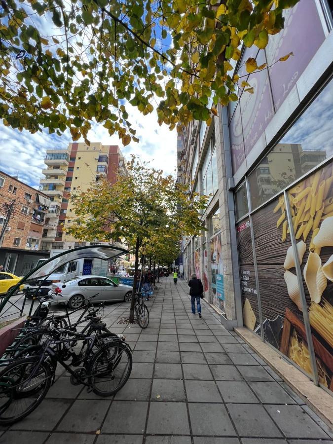 Luxury Center Observatori Apartment Tirana Zewnętrze zdjęcie