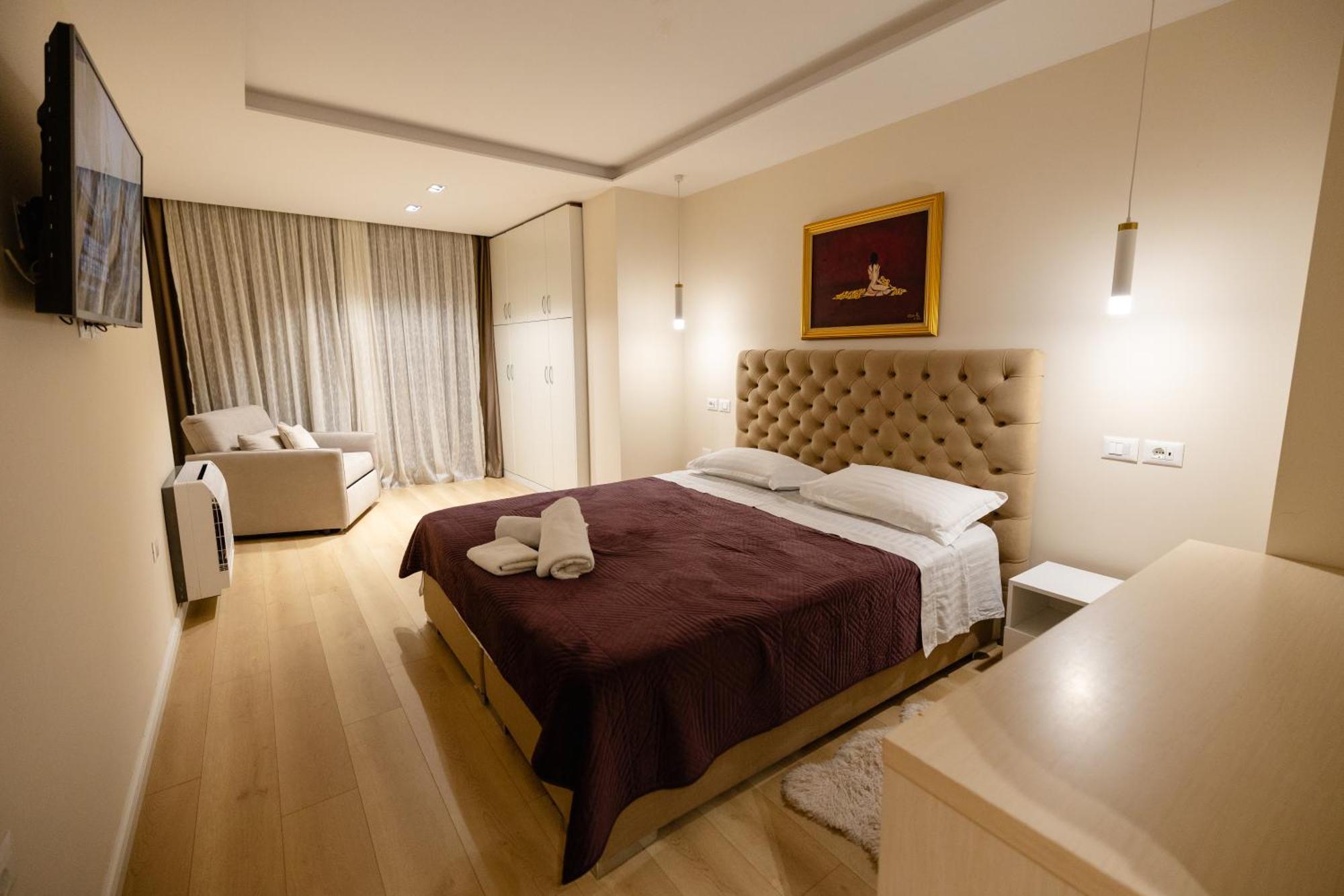 Luxury Center Observatori Apartment Tirana Zewnętrze zdjęcie